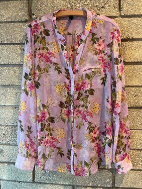 Floral Button-Down Blouse By Kut In Lavender With Long Sleeves Size L